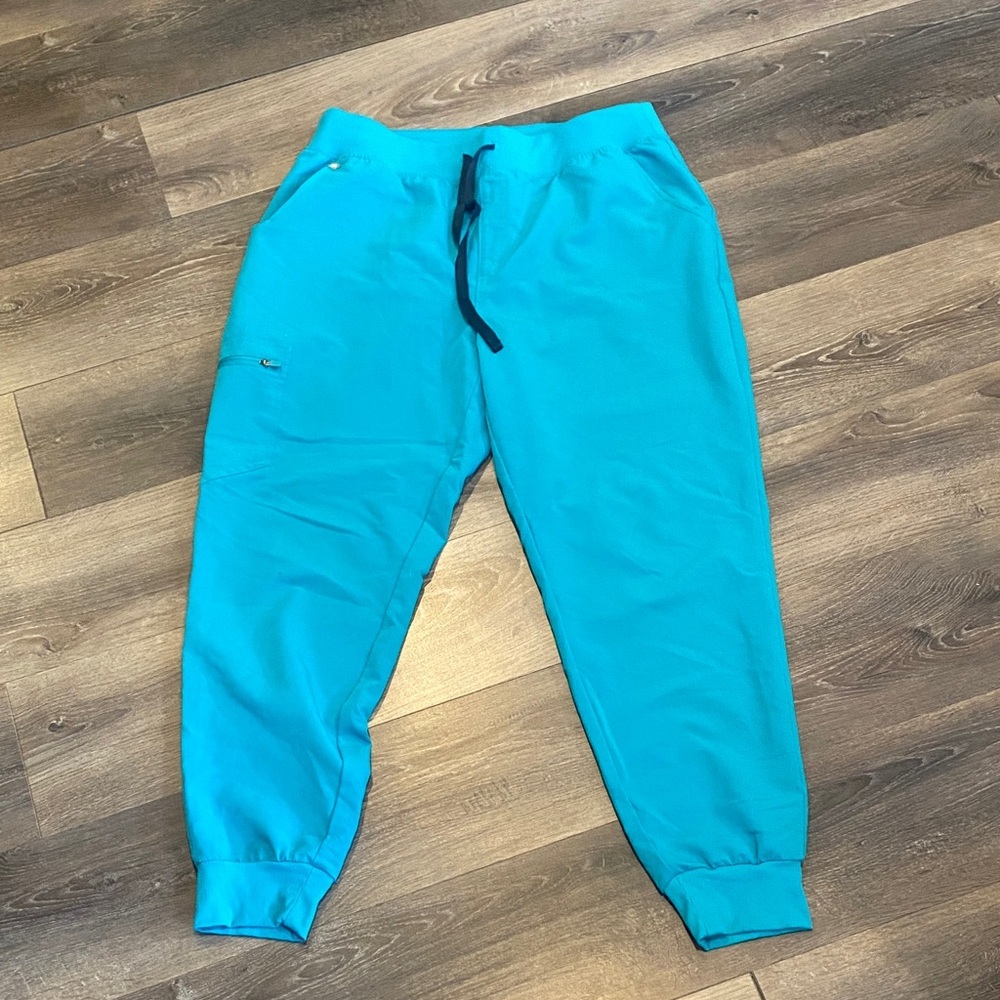 Figs Teal Jogger Scrub Pants Size XL NWOT